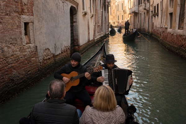 Private Gondola Ride with Serenade