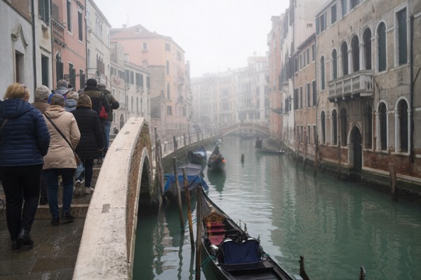 Venice Walking Tour and Gondola Ride